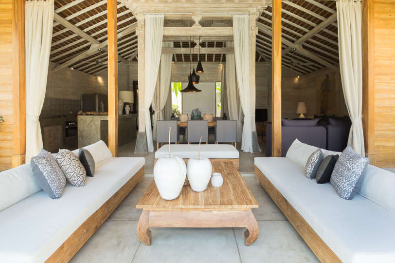 Kerobokan'da Mükemmel Bir Konumda Güzel 5 Yıldızlı Tatil Villası, Tarihlerinizi Güvence Altına Almak İçin Erken Rezervasyon Yapın, Villa Bali 2006