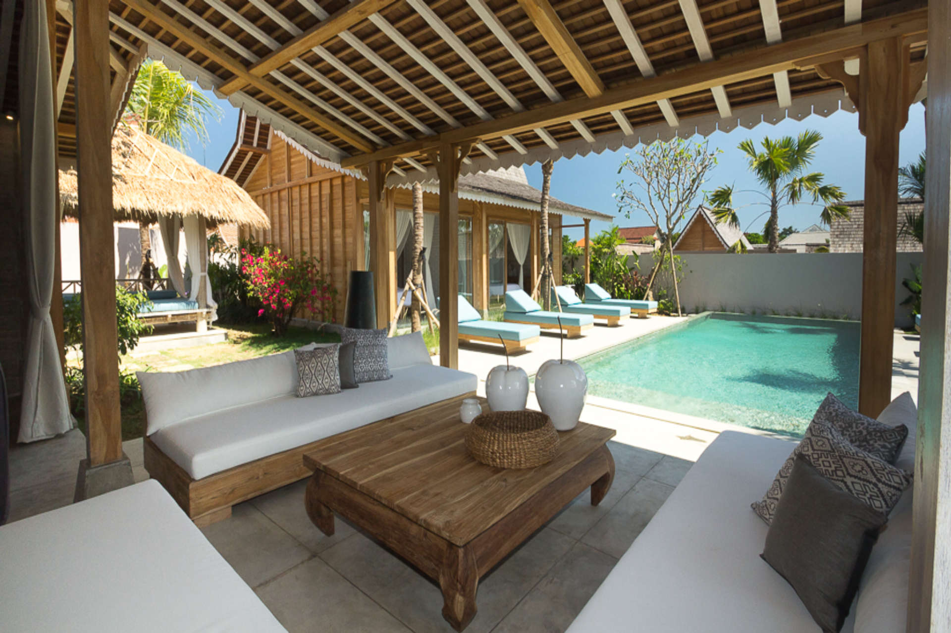 Kerobokan'da Mükemmel Bir Konumda Güzel 5 Yıldızlı Tatil Villası, Tarihlerinizi Güvence Altına Almak İçin Erken Rezervasyon Yapın, Villa Bali 2006