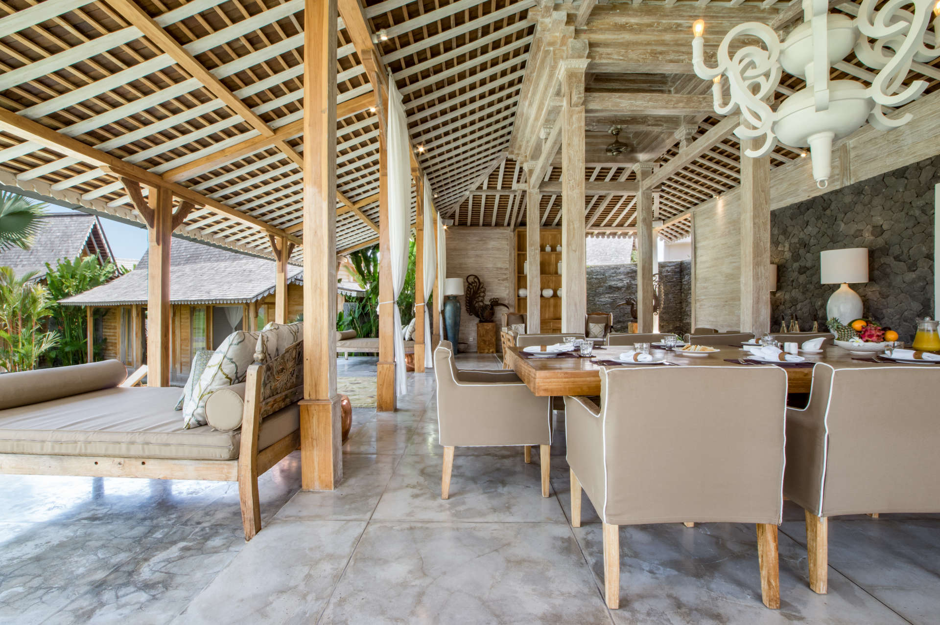 Kerobokan'da En İyi Fiyata Kendi 5 Yıldızlı Özel Villanızı Kiralayarak Ömür Boyu Bir Tatilin Keyfini Çıkarın, Villa Bali 2008
