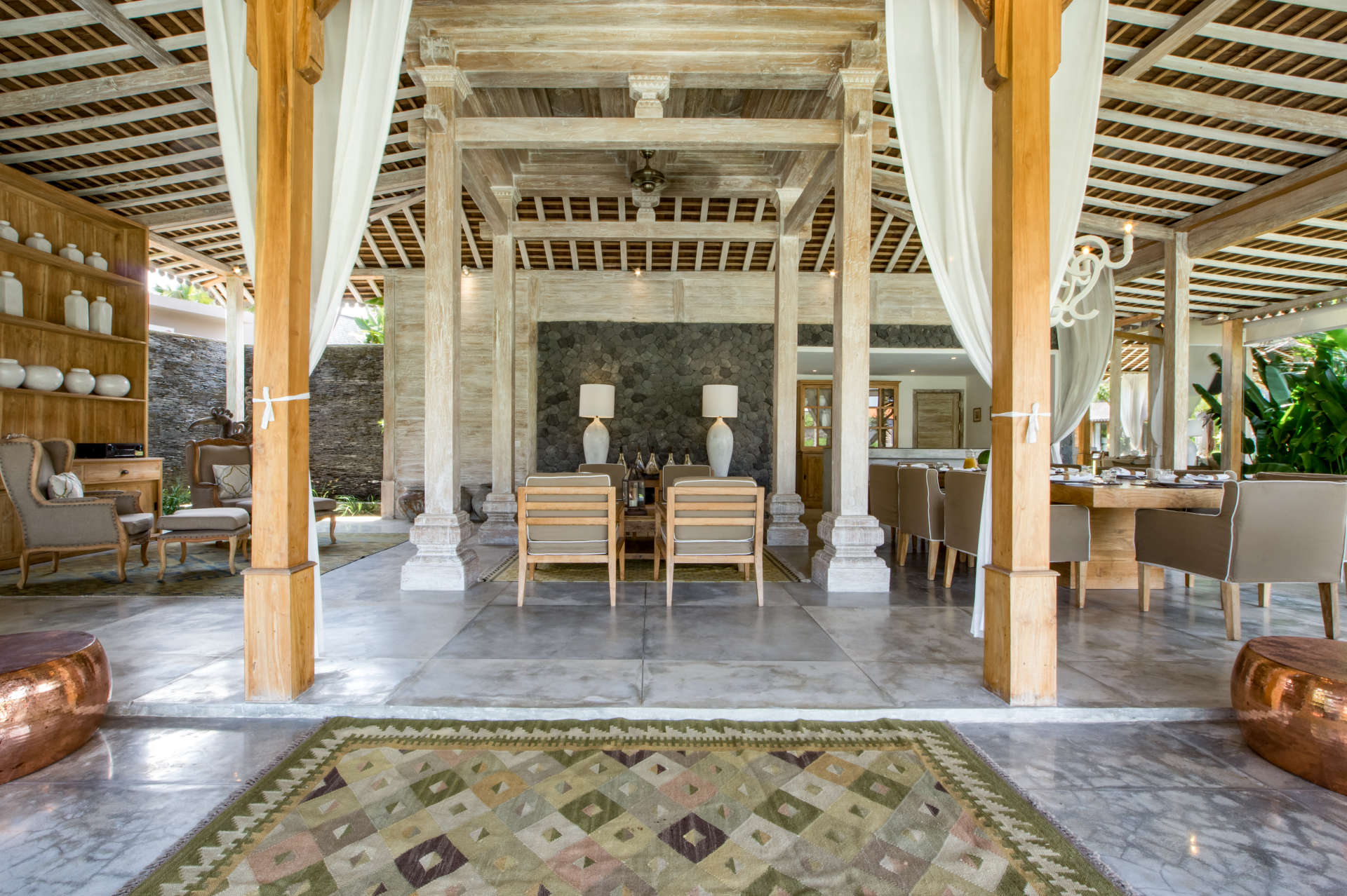 Kerobokan'da En İyi Fiyata Kendi 5 Yıldızlı Özel Villanızı Kiralayarak Ömür Boyu Bir Tatilin Keyfini Çıkarın, Villa Bali 2008