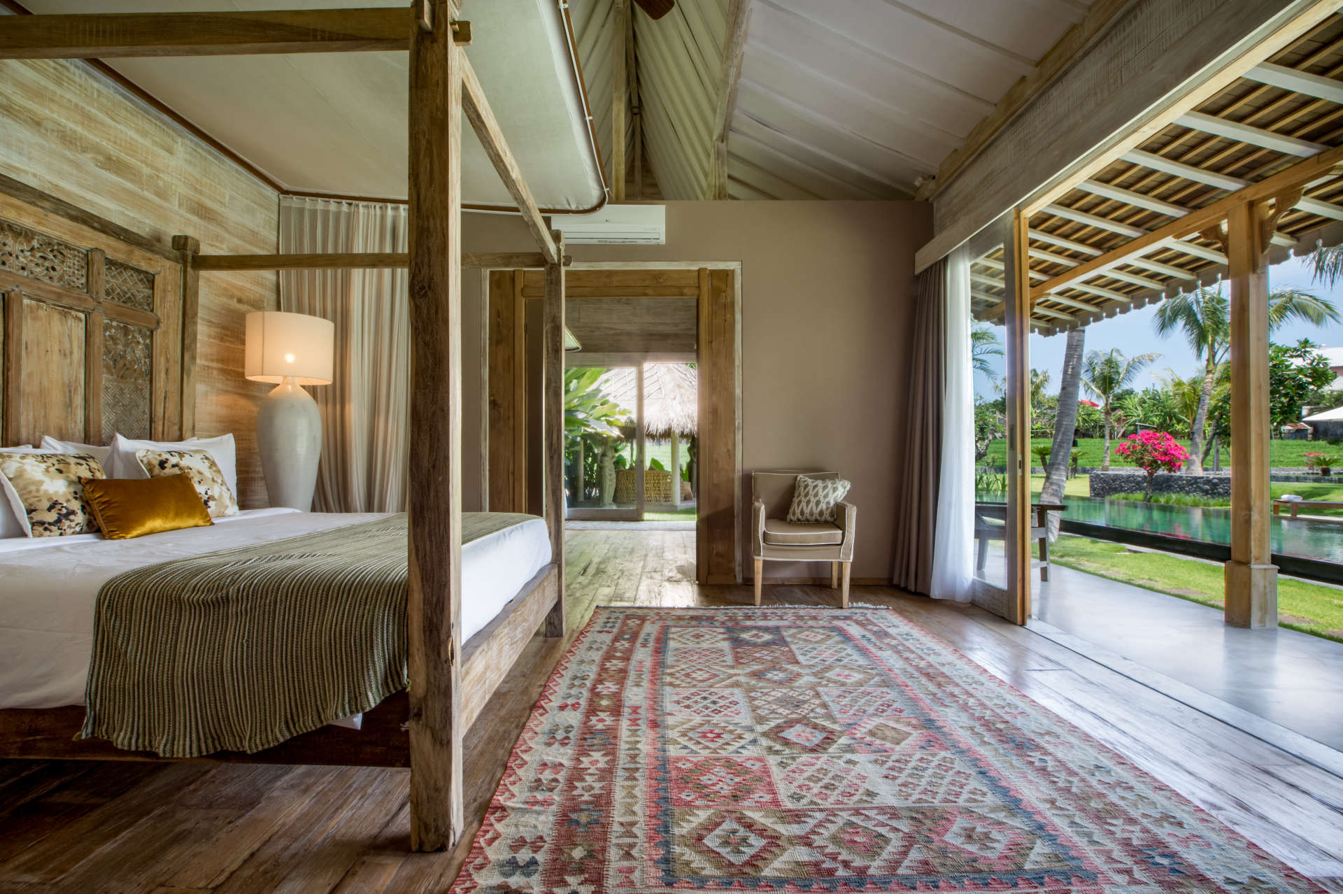 Kerobokan'da En İyi Fiyata Kendi 5 Yıldızlı Özel Villanızı Kiralayarak Ömür Boyu Bir Tatilin Keyfini Çıkarın, Villa Bali 2008