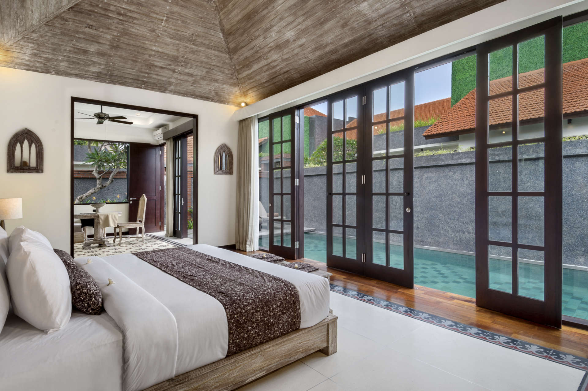 Umalas'ta Özel Havuzlu ve Tam Personelli Özel Tatil Villanızı Kiralamak İçin Eksiksiz Kılavuz, Villa Bali 2009