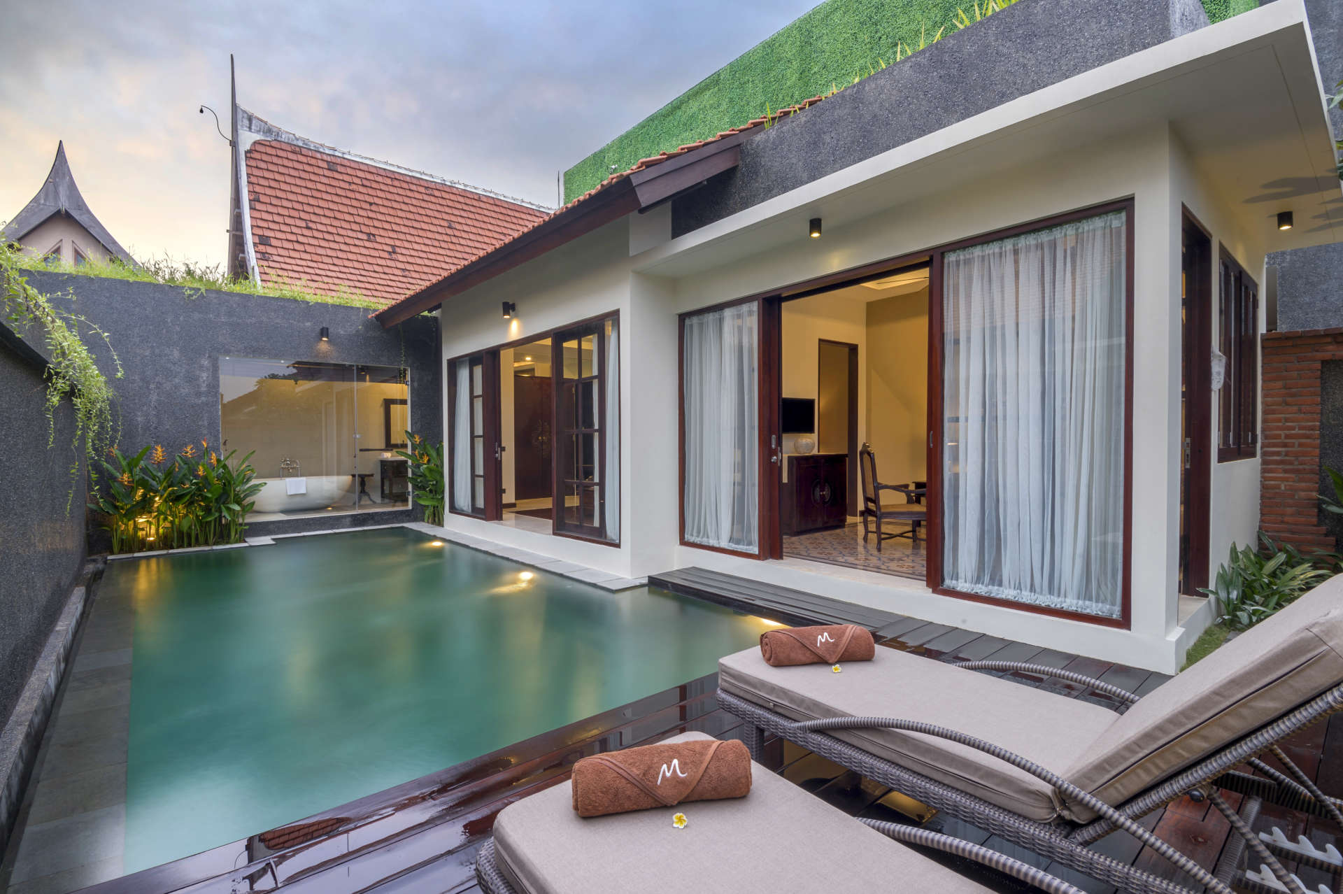 Bali'de Kiralık 5 Yıldızlı Villa, Bali Villa 2010