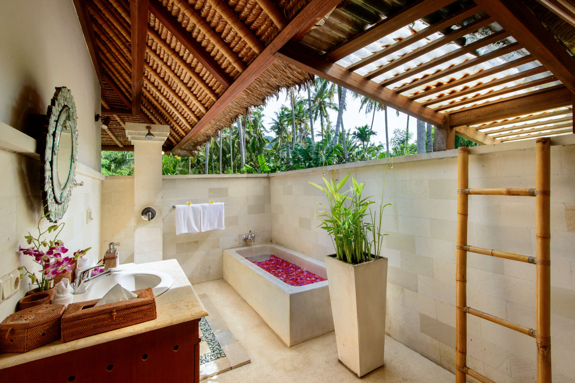 Candidasa'da Özel Havuzlu ve Tam Personelli En İyi 5 Yıldızlı Tatil Villası, Villa Bali 2015