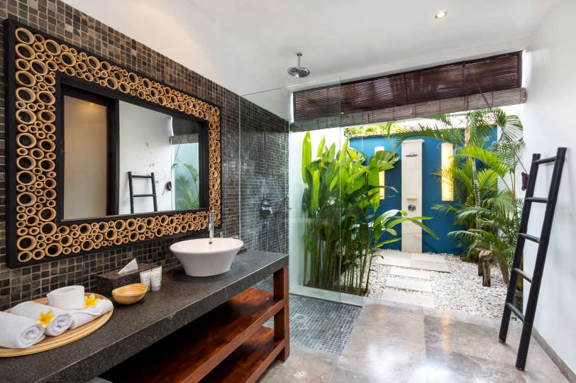 Seminyak'ta Mükemmel Bir Konumda Güzel 5 Yıldızlı Tatil Villası, Tarihlerinizi Garantilemek İçin Erken Rezervasyon Yapın, Villa Bali 2016