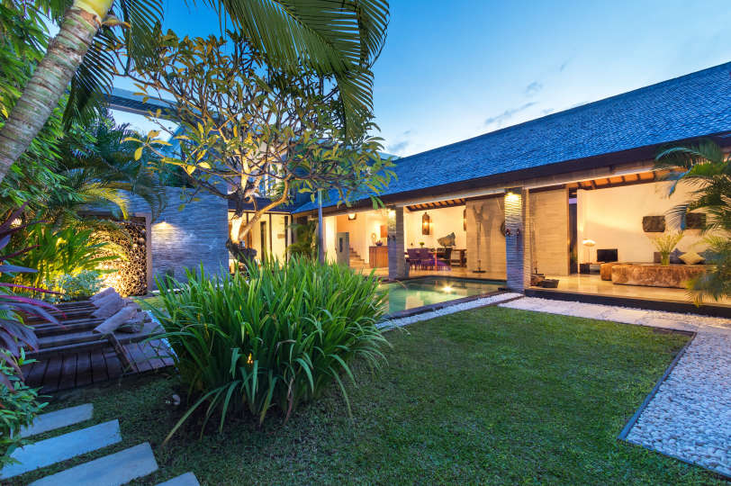 Seminyak'ta Mükemmel Bir Konumda Güzel 5 Yıldızlı Tatil Villası, Tarihlerinizi Garantilemek İçin Erken Rezervasyon Yapın, Villa Bali 2016