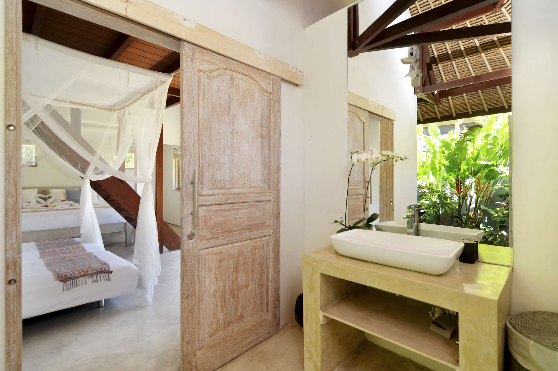 Canggu'da Kendi 5 Yıldızlı Özel Villanızı En İyi Fiyata Kiralama, Villa Bali 2018