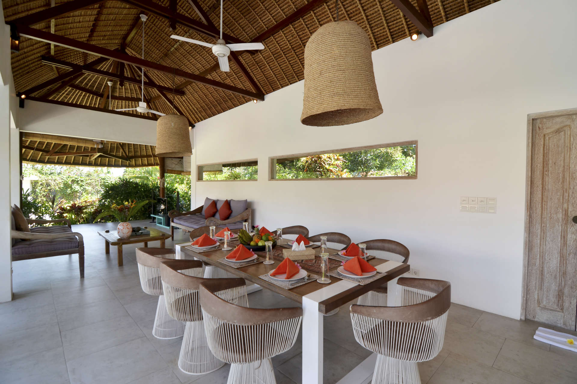 Canggu'da Kendi 5 Yıldızlı Özel Villanızı En İyi Fiyata Kiralama, Villa Bali 2018