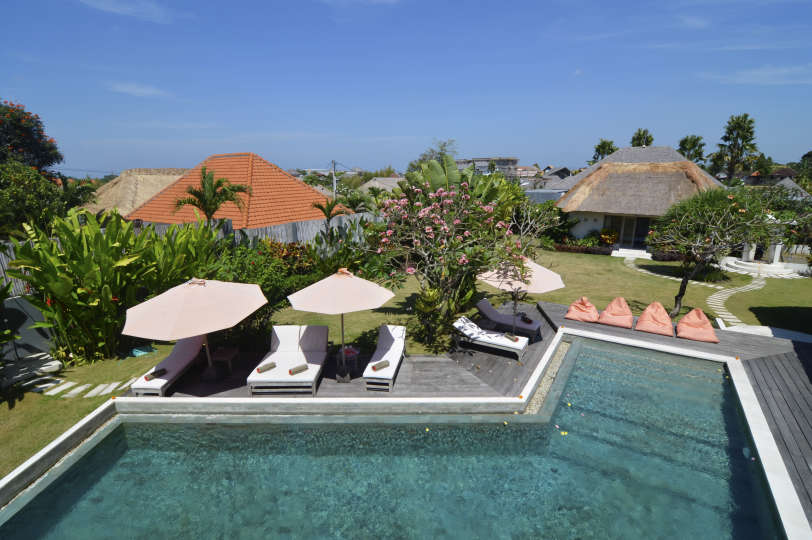 Canggu'da Kendi 5 Yıldızlı Özel Villanızı En İyi Fiyata Kiralama, Villa Bali 2018