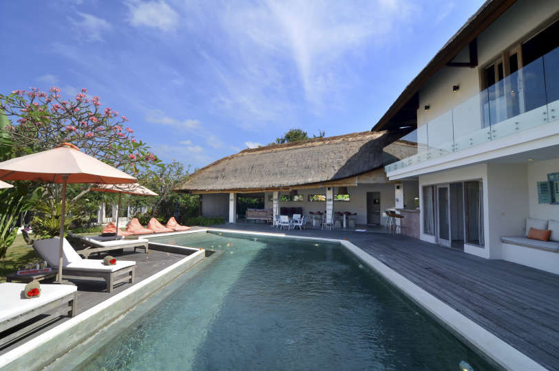 Canggu'da Kendi 5 Yıldızlı Özel Villanızı En İyi Fiyata Kiralama, Villa Bali 2018