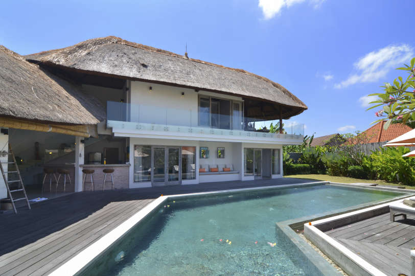Canggu'da Kendi 5 Yıldızlı Özel Villanızı En İyi Fiyata Kiralama, Villa Bali 2018