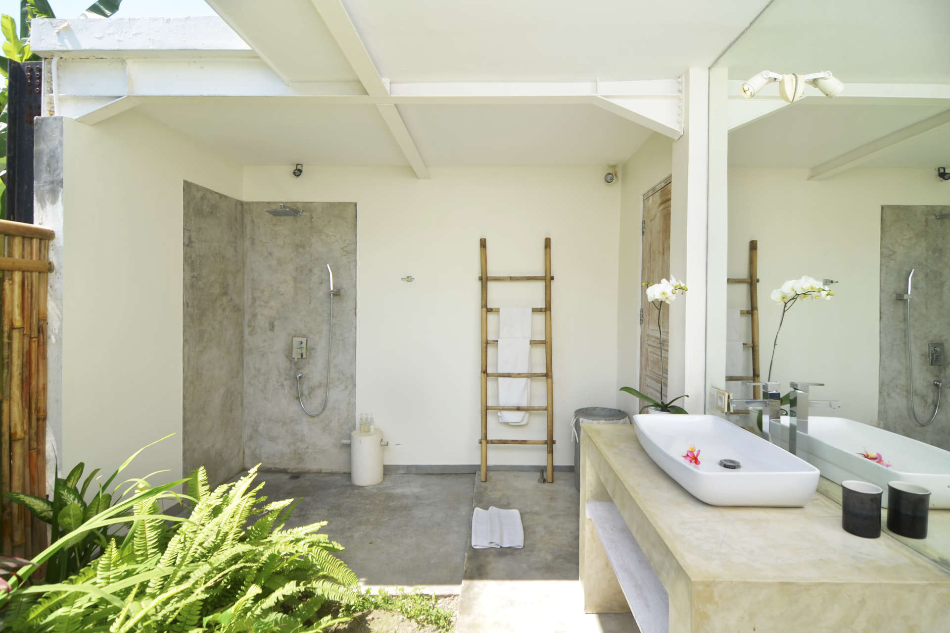 Canggu'da Kendi 5 Yıldızlı Özel Villanızı En İyi Fiyata Kiralama, Villa Bali 2018