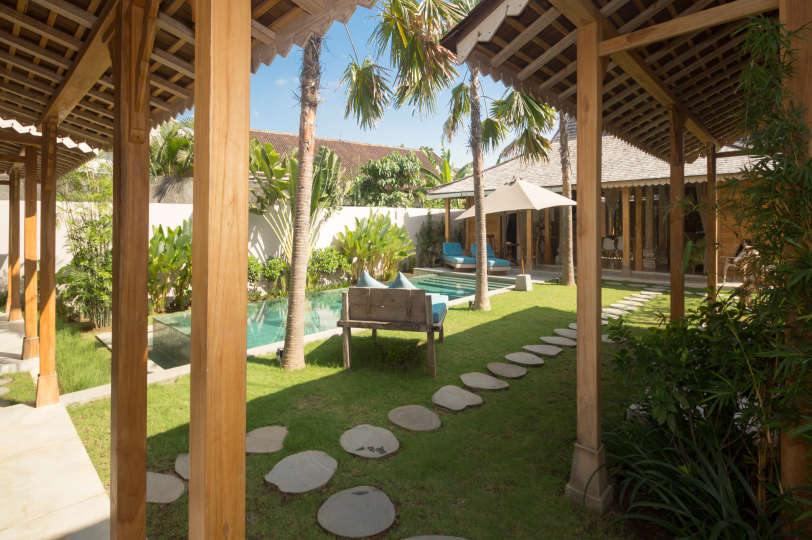 Kerobokan'da Özel Havuzlu ve Tam Kadrolu Özel Tatil Villanızı Kiralamak İçin Eksiksiz Kılavuz, Villa Bali 2019