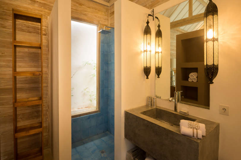 Ailenizin Kerobokan'ın Başlıca Gezilecek Yerlerine Yakın Lüks Bir Tatil Villası Kiraladığını Hayal Edin, Villa Bali 2023
