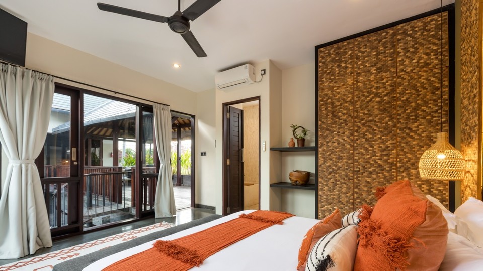 Bali'de Sahile Yakın Lüks Villa Kiralama, Bali Villa 2024