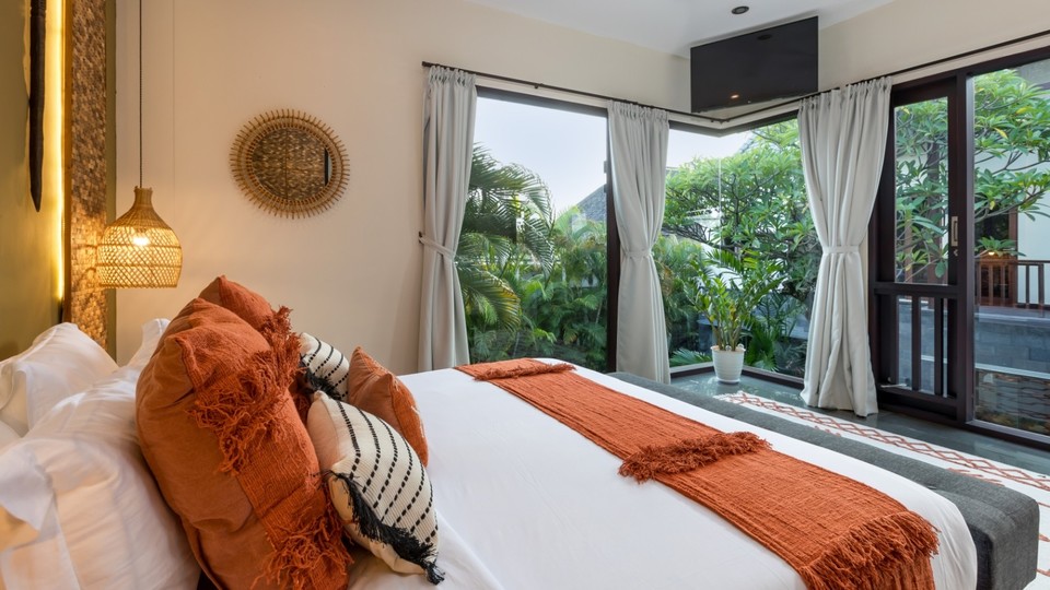 Bali'de Sahile Yakın Lüks Villa Kiralama, Bali Villa 2024