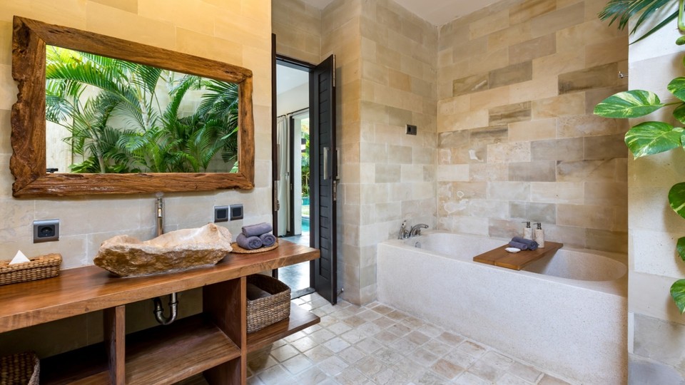Bali'de Sahile Yakın Lüks Villa Kiralama, Bali Villa 2024