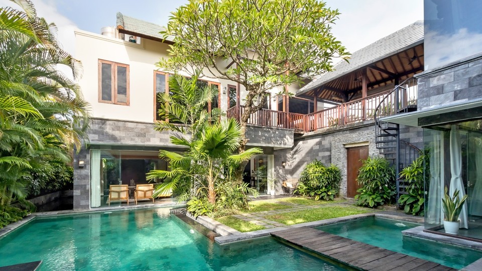 Bali'de Sahile Yakın Lüks Villa Kiralama, Bali Villa 2024