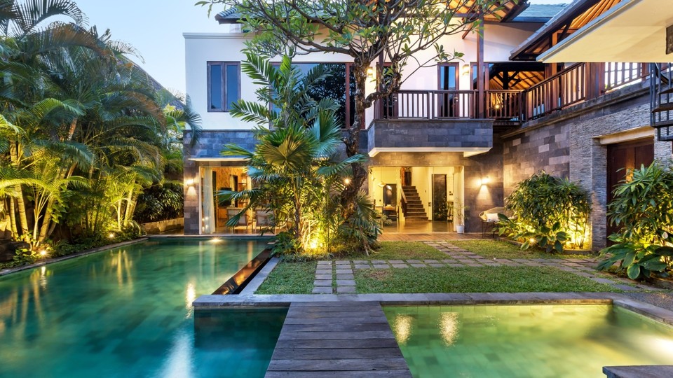 Bali'de Sahile Yakın Lüks Villa Kiralama, Bali Villa 2024