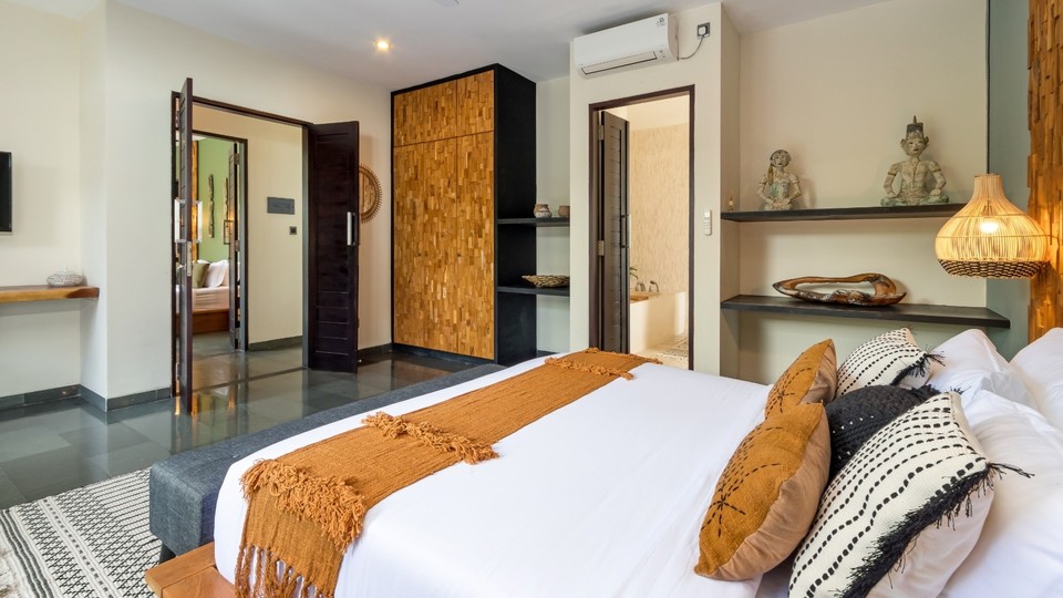 Bali'de Sahile Yakın Lüks Villa Kiralama, Bali Villa 2024
