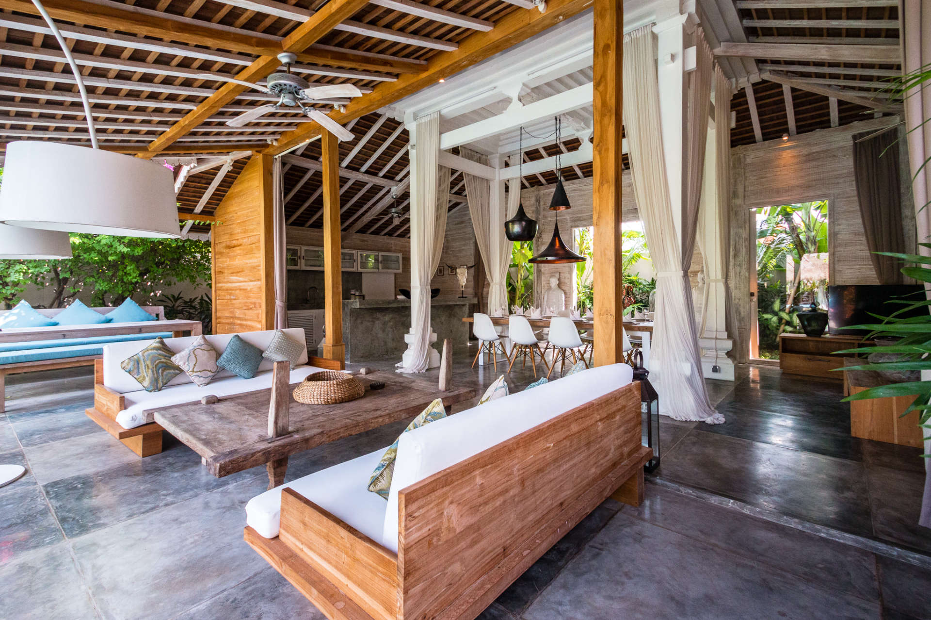 Özel Havuzlu Lüks 12 Yatak Odalı Villa, Bali Villa 2027