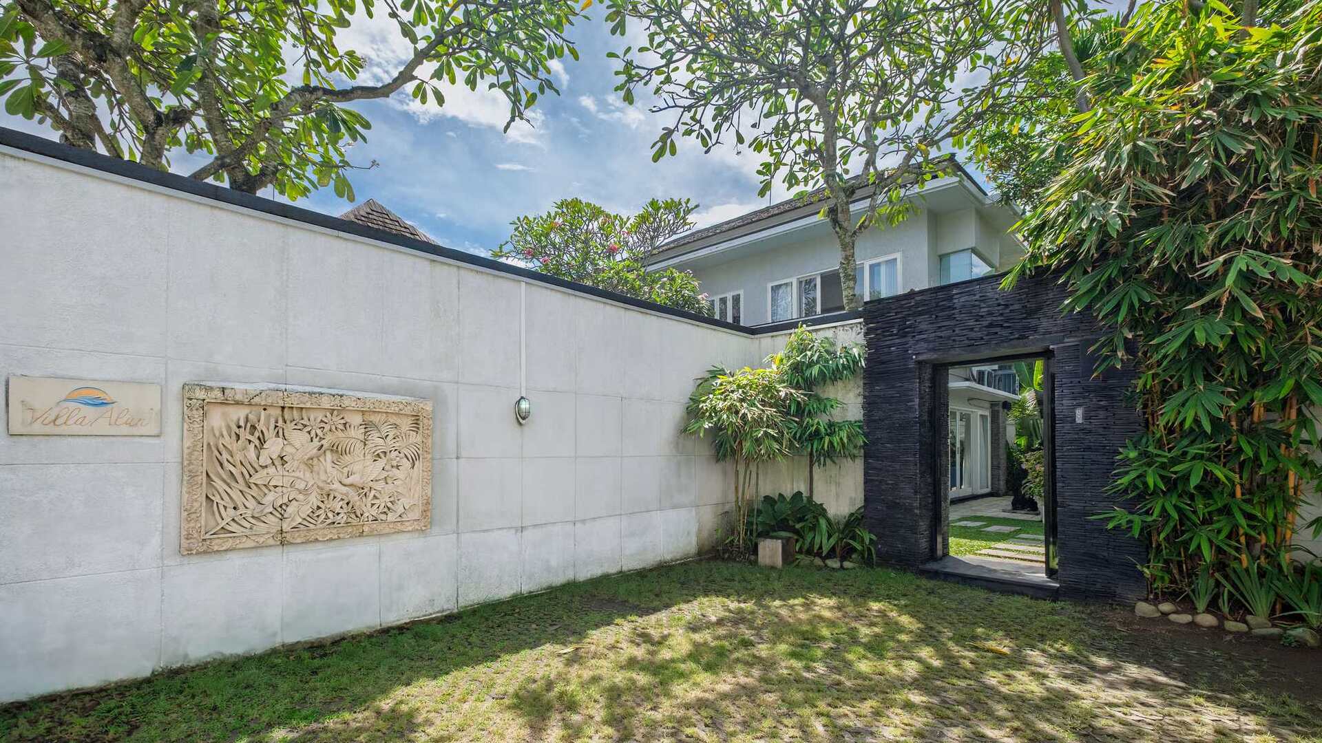 Şık Seminyak Kaçamağı, Bali Villa 2030
