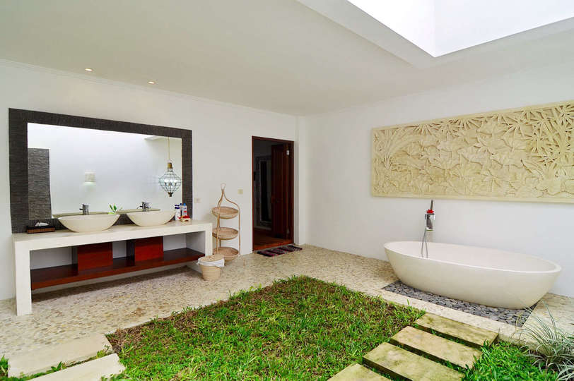 Bunu Hayal Edin, Ubud'da 5 Yıldızlı Lüks Bir Villada Tatilinizin Keyfini Çıkarın, Villa Bali 2032