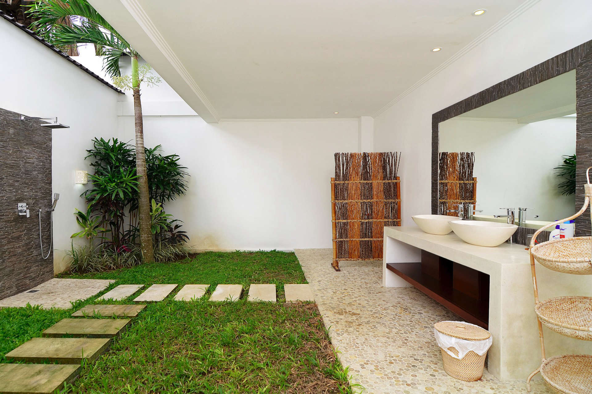 Bunu Hayal Edin, Ubud'da 5 Yıldızlı Lüks Bir Villada Tatilinizin Keyfini Çıkarın, Villa Bali 2032