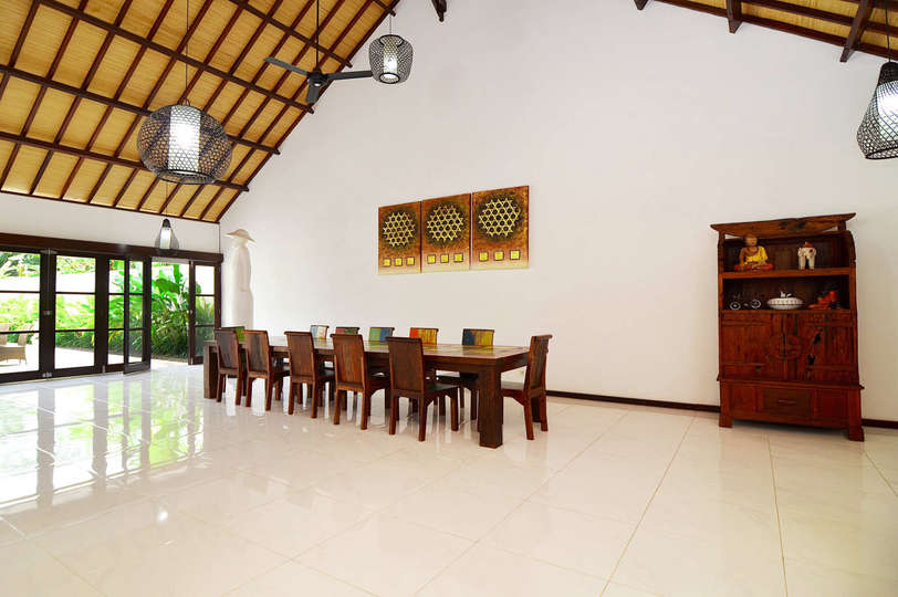 Bunu Hayal Edin, Ubud'da 5 Yıldızlı Lüks Bir Villada Tatilinizin Keyfini Çıkarın, Villa Bali 2032