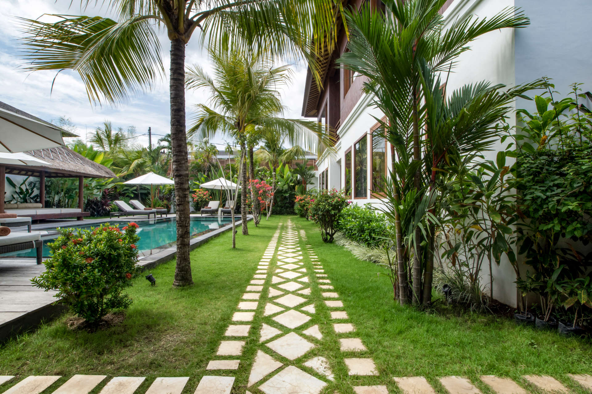 Seminyak'ın En Seçkin Semti Villa Bali'de Özel Havuzlu Hayalinizdeki Tatil Villasını Kiralayın Villa Bali 2034