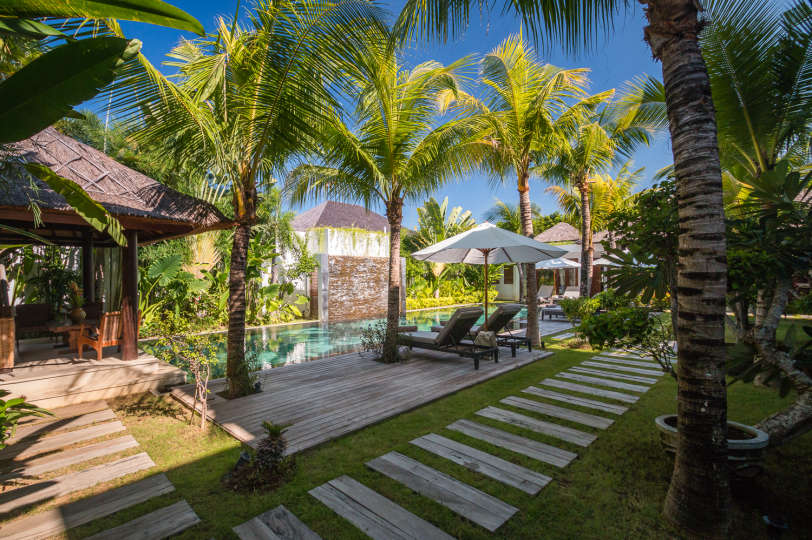 Seminyak'ta Kendi Özel Lüks Tatil Villanızı Temel Otelden Daha Azına Nasıl Kiralarsınız, Villa Bali 2040