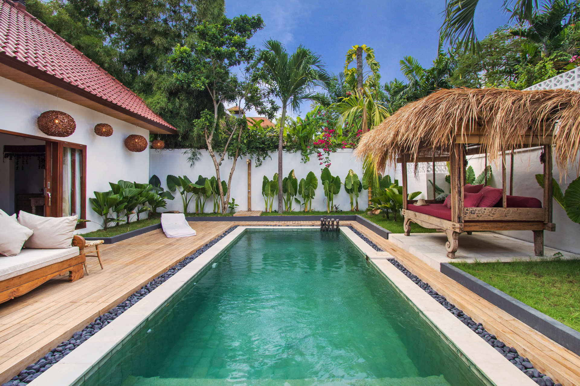 Seminyak'ta Birinci Sınıf Konumda Güzel 5 Yıldızlı Tatil Villası, Villa Bali 2046