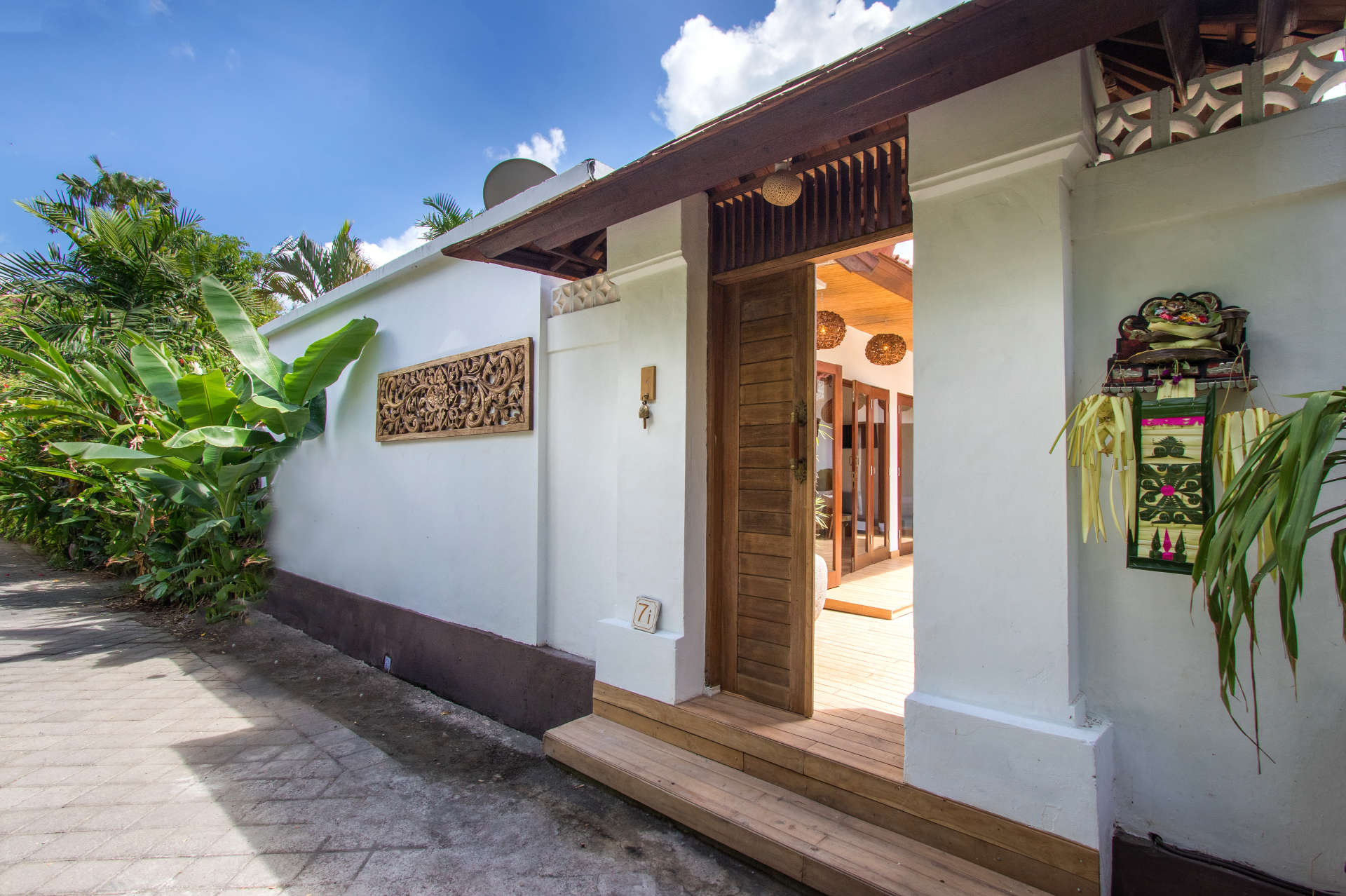 Seminyak'ta Birinci Sınıf Konumda Güzel 5 Yıldızlı Tatil Villası, Villa Bali 2046