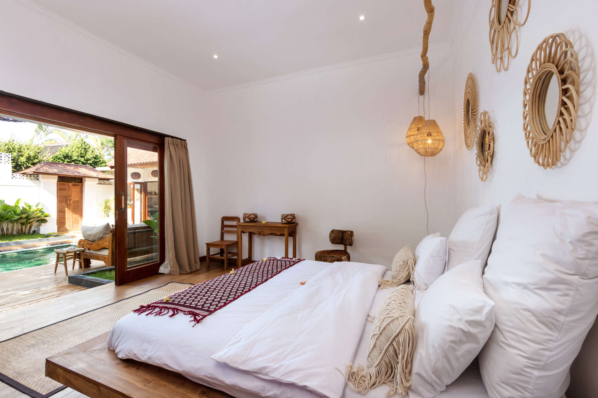 Seminyak'ta Birinci Sınıf Konumda Güzel 5 Yıldızlı Tatil Villası, Villa Bali 2046