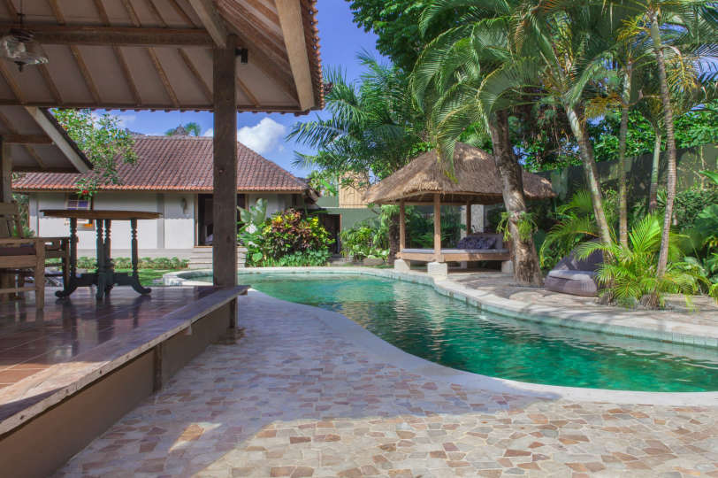 Bali'de Kiralık 5 Yıldızlı Villa, Bali Villa 2047