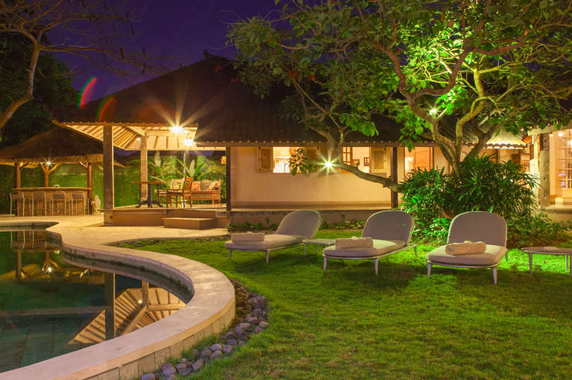 Bali'de Kiralık 5 Yıldızlı Villa, Bali Villa 2047