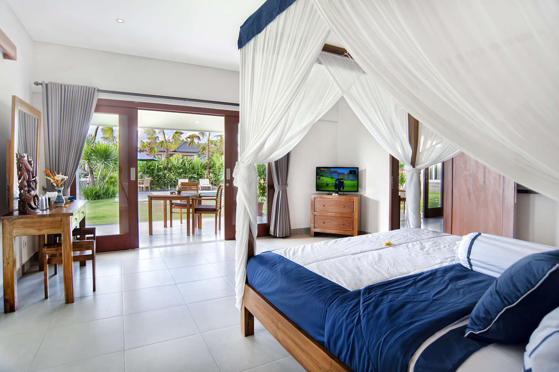 Bali'de Sahile Yakın Lüks Villa Kiralama, Bali Villa 2054