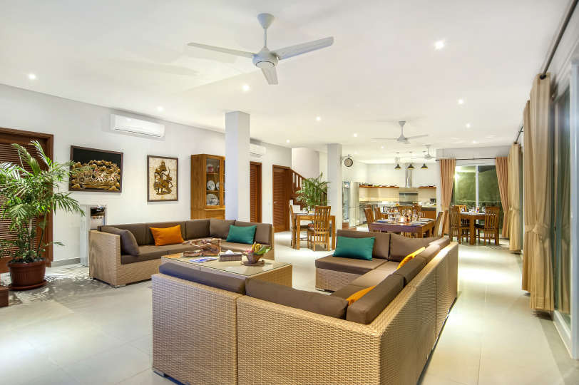 Bali'de Sahile Yakın Lüks Villa Kiralama, Bali Villa 2054