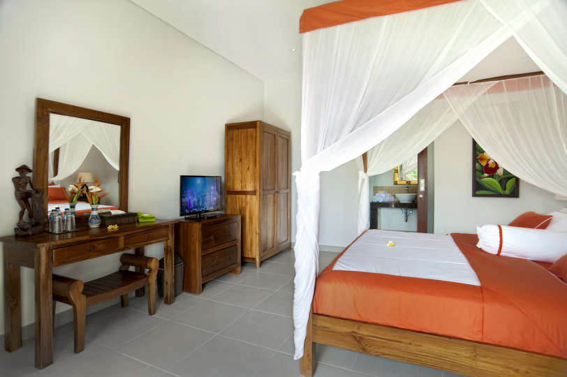 Bali'de Sahile Yakın Lüks Villa Kiralama, Bali Villa 2054