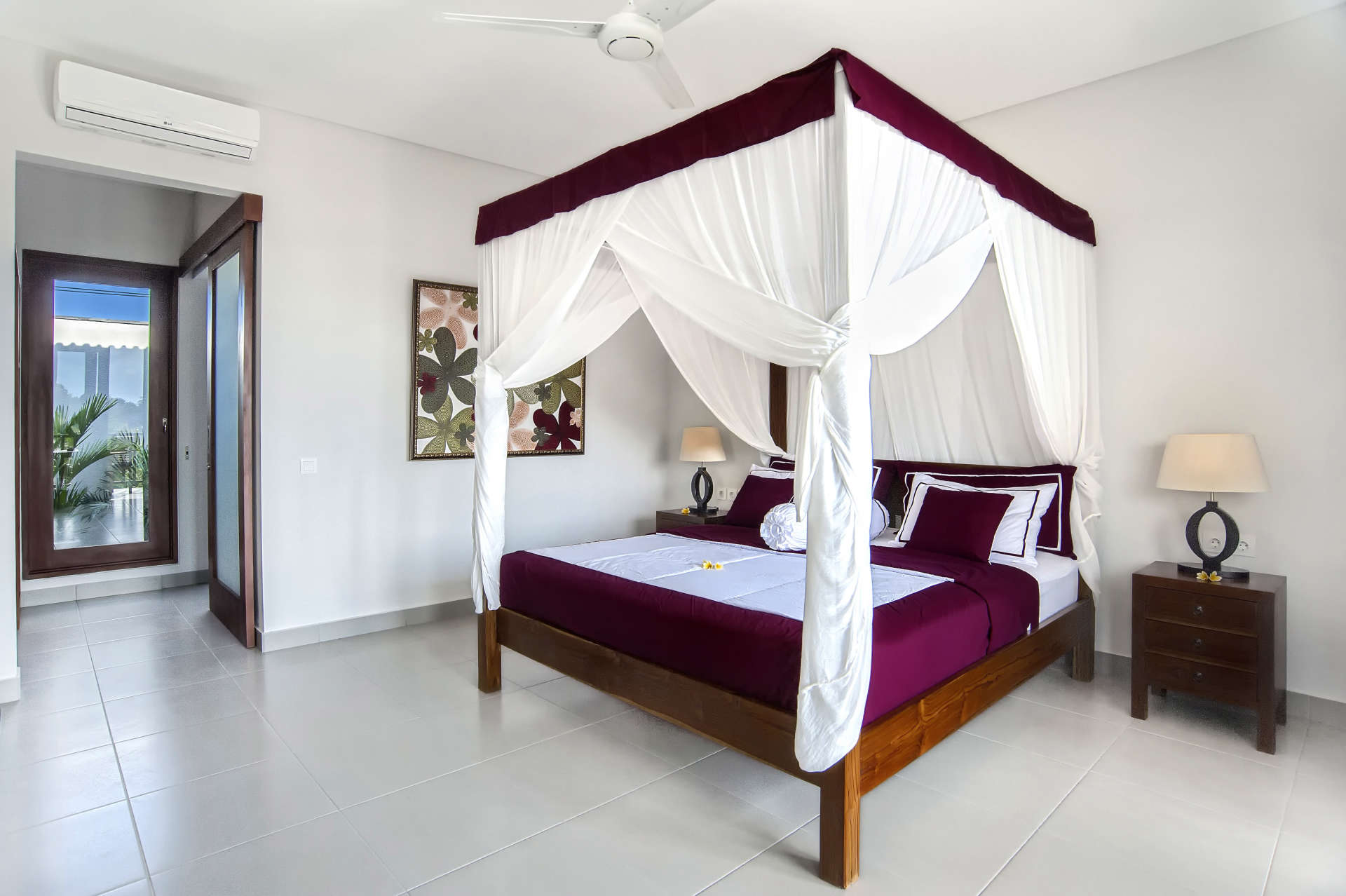 Bali'de Sahile Yakın Lüks Villa Kiralama, Bali Villa 2054
