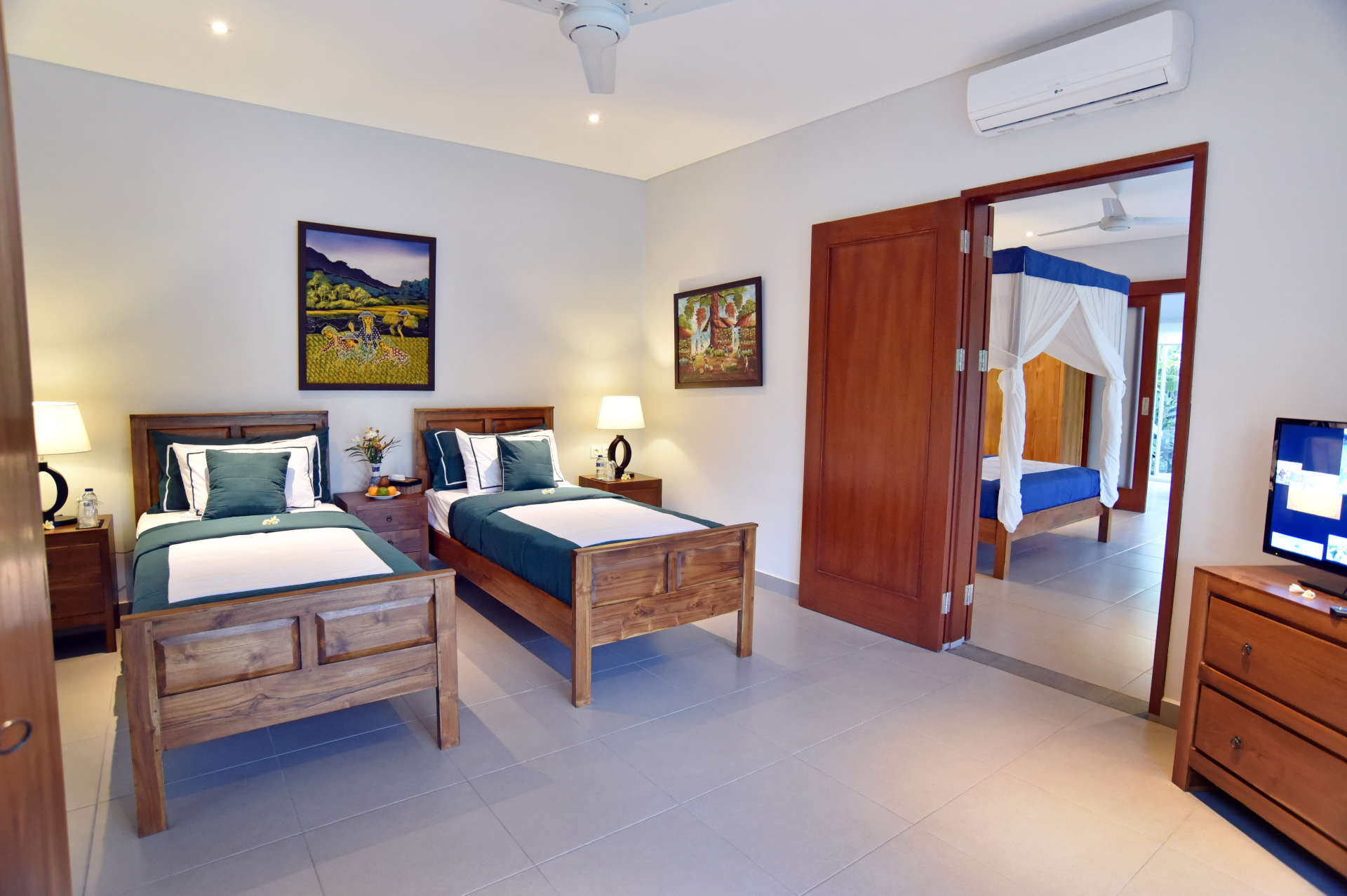 Bali'de Sahile Yakın Lüks Villa Kiralama, Bali Villa 2054