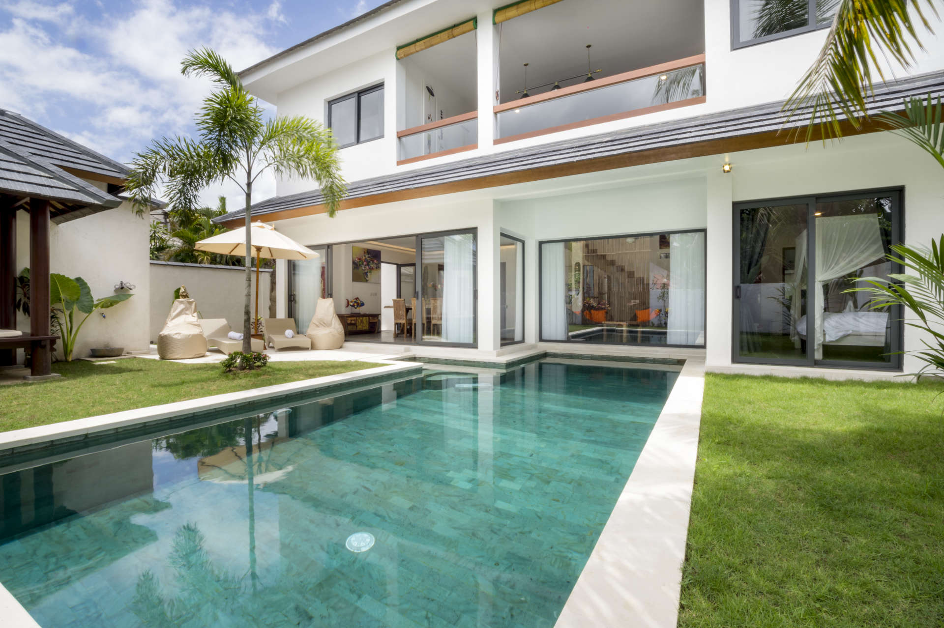 Bali'de Sahile Yakın Lüks Villa Kiralama, Bali Villa 2057