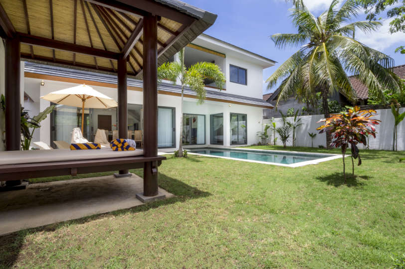 Bali'de Sahile Yakın Lüks Villa Kiralama, Bali Villa 2057