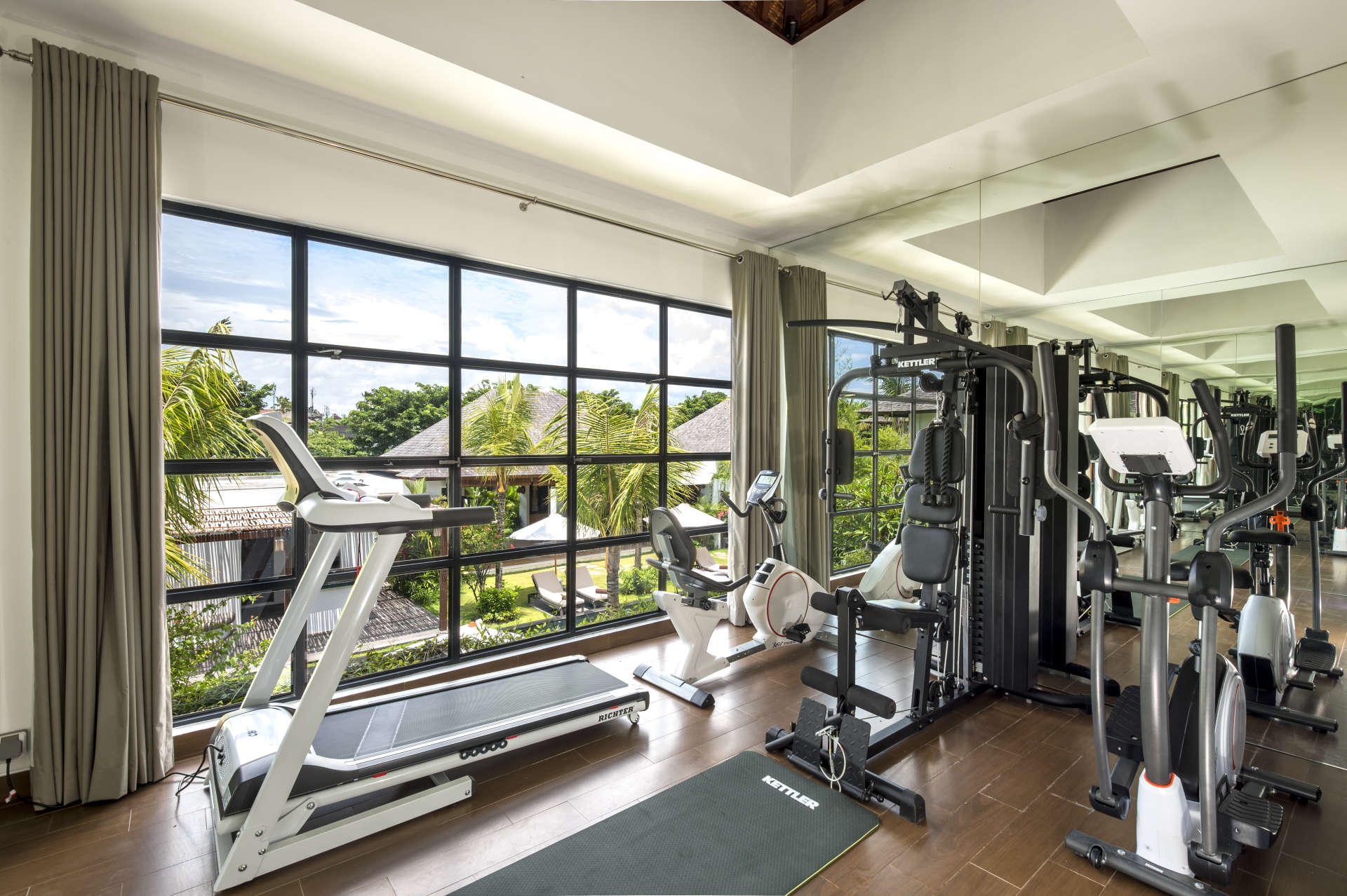 Seminyak'ta Özel Havuzlu Bu Lüks 10 Yatak Odalı Tatil Villasına Bayılacaksınız, Villa Bali 2061