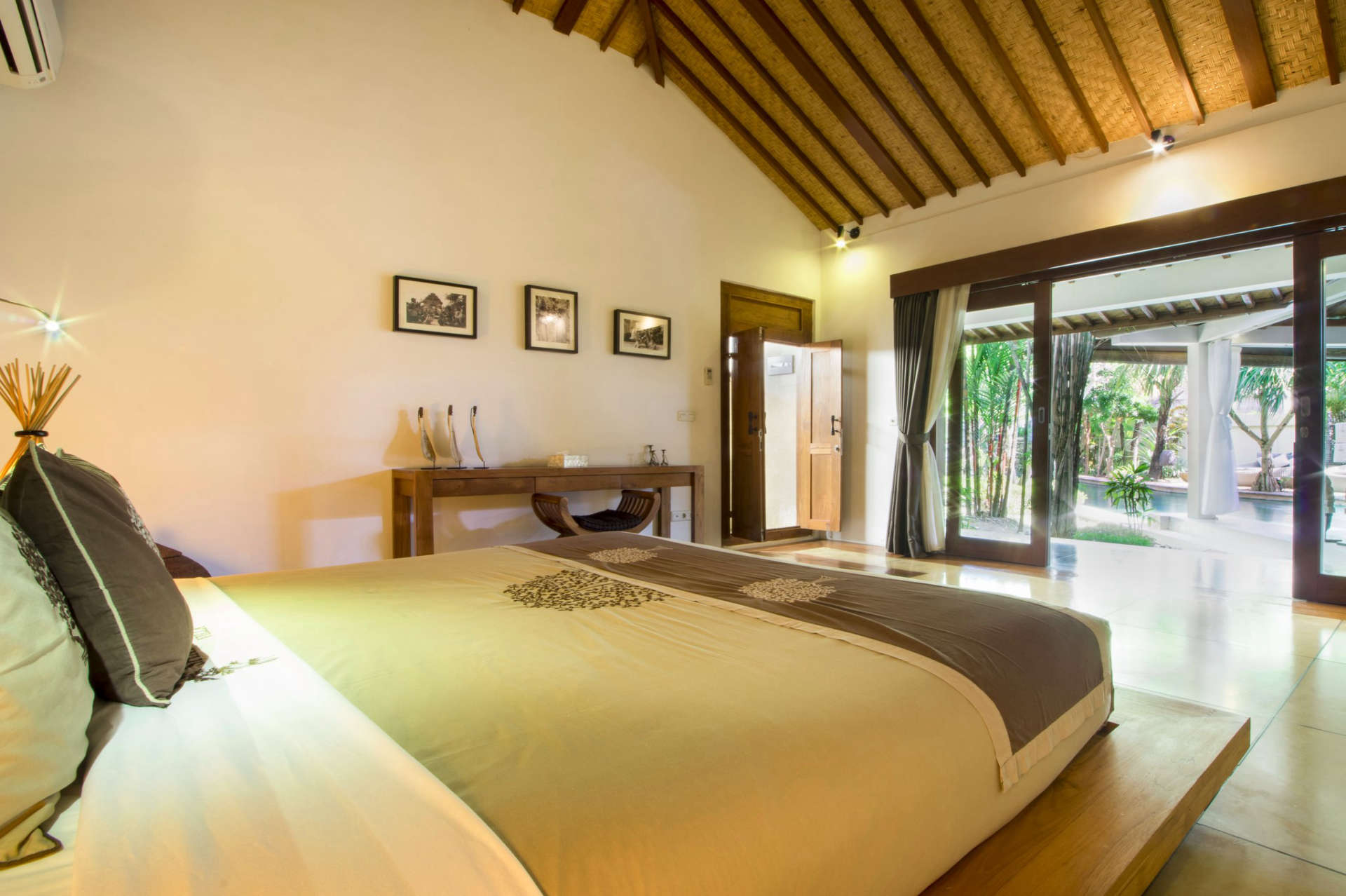 Bali'de 5 Yıldızlı Villa, Plaja Dakikalar, Bali Villa 2065