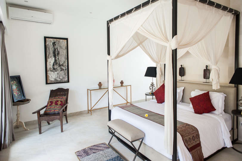 Ailenizin Seminyak'ın Başlıca Gezilecek Yerlerine Yakın Lüks Bir Tatil Villası Kiraladığını Düşünün, Villa Bali 2073