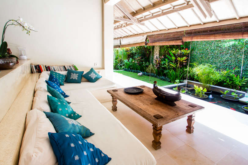 Bali'de Sahile Yakın Lüks Villa Kiralama, Bali Villa 2074