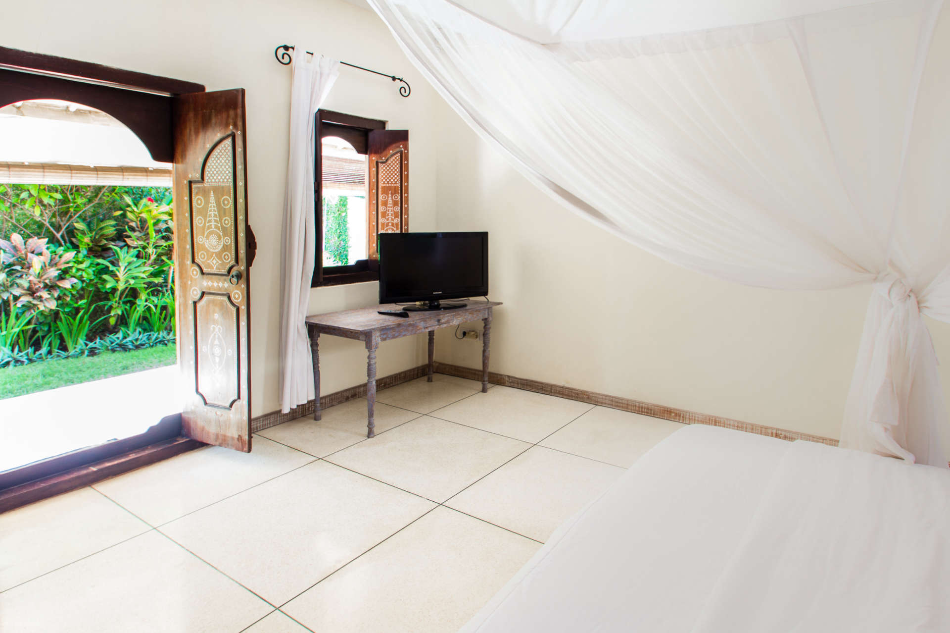 Bali'de Sahile Yakın Lüks Villa Kiralama, Bali Villa 2074
