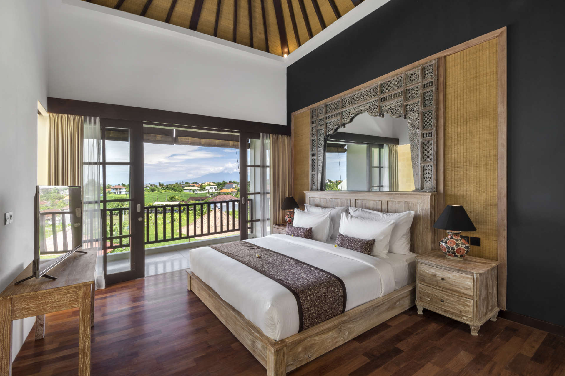 Umalas'ta Mükemmel Bir Konumda Güzel 5 Yıldızlı Tatil Villası, Tarihlerinizi Garantilemek İçin Erken Rezervasyon Yapın, Villa Bali 2076
