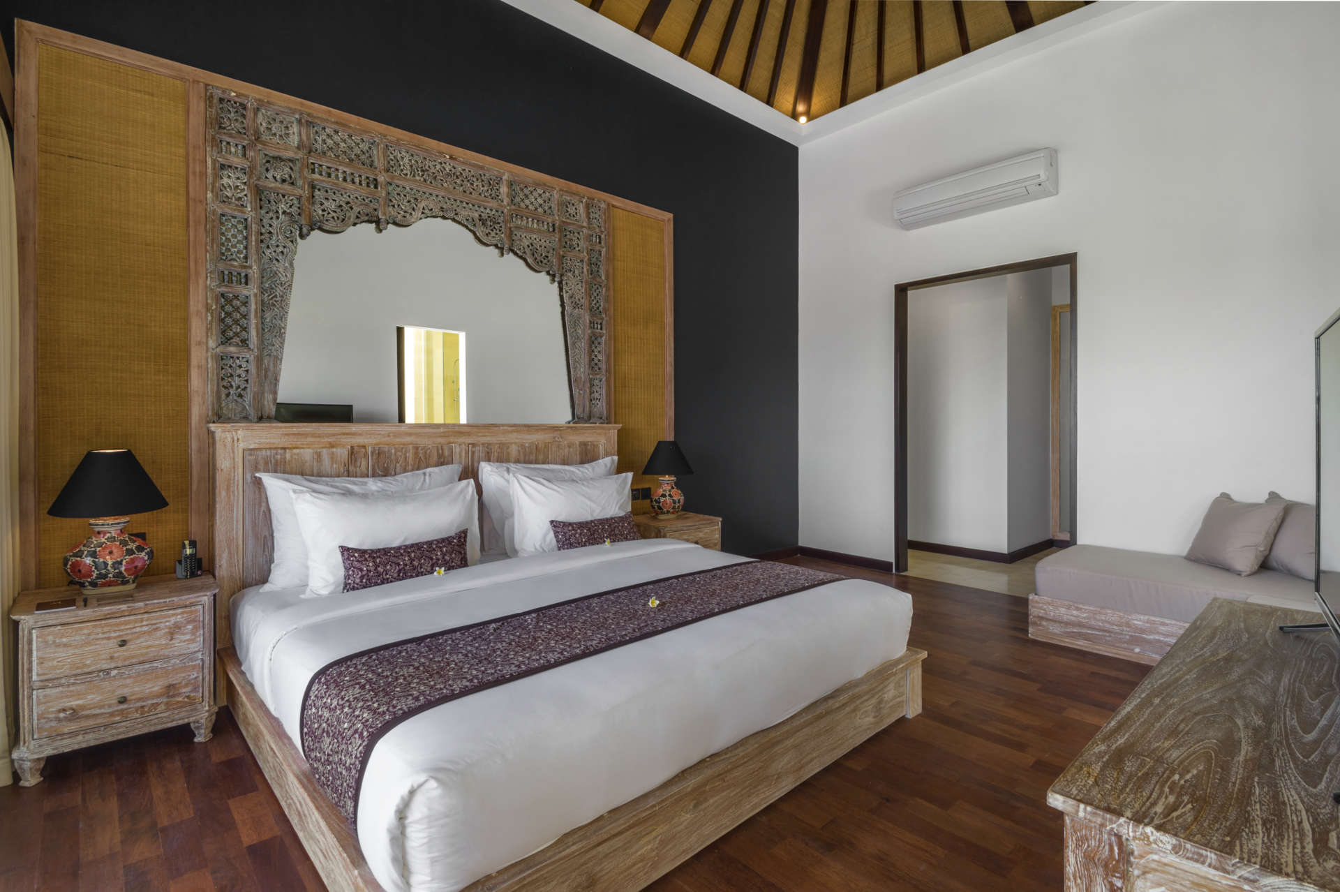 Umalas'ta Mükemmel Bir Konumda Güzel 5 Yıldızlı Tatil Villası, Tarihlerinizi Garantilemek İçin Erken Rezervasyon Yapın, Villa Bali 2076